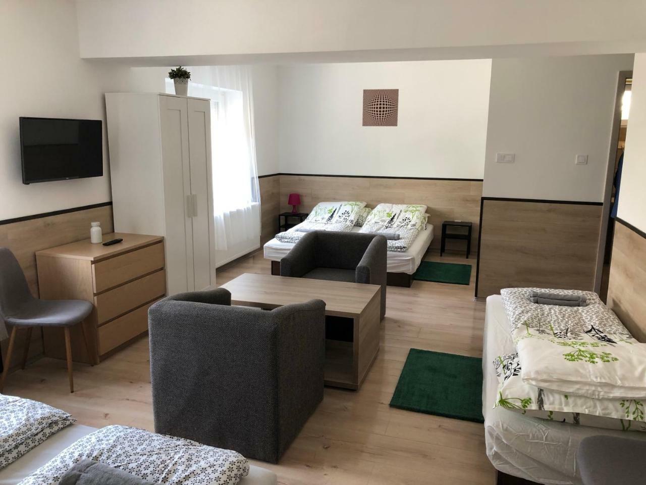 Juno Apartman Vendeghaz ميسكولك المظهر الخارجي الصورة